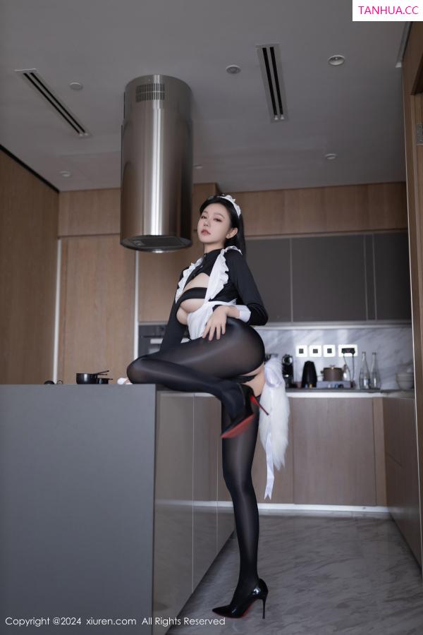 安然Maleah  [XiuRen]高清写真图 2024.06.18 No.8720 安然anran 黑丝美腿第9张图片